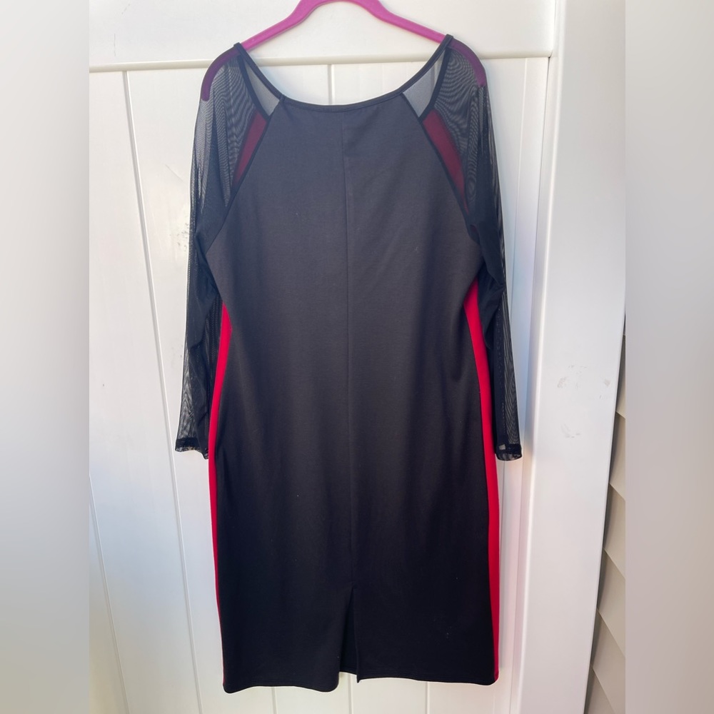 Slimming Illusion Sweater Intriguing Threads Size… - image 4